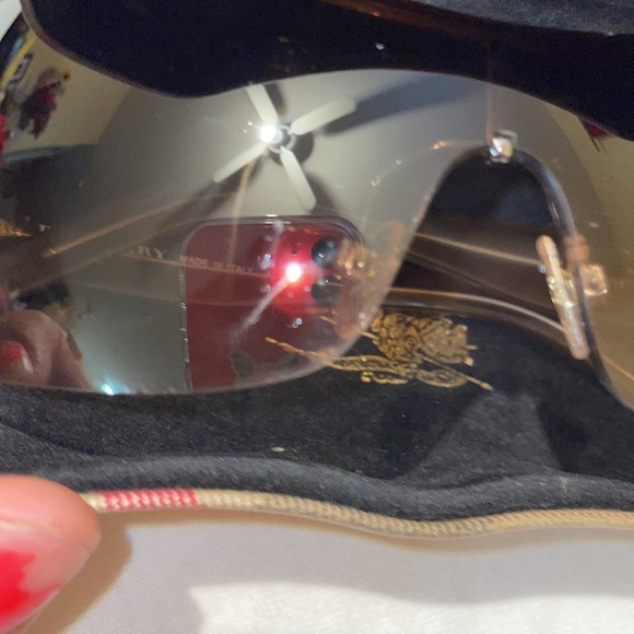 💕 Burberry 💕 - Picture 6 of 9